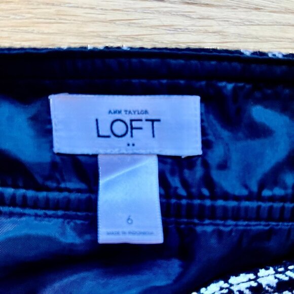 ANN TAYLOR LOFT Black/ White Plaid Skirt, 17” Length, Sz 6 VGUC. - Picture 5 of 6